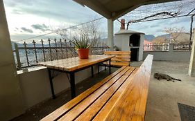 The Lookout Apartment